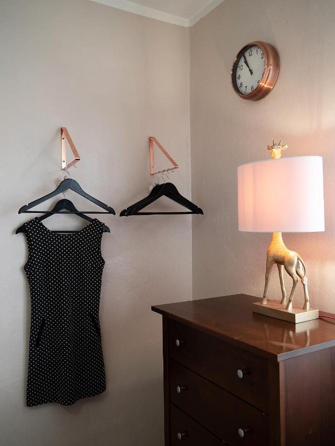 Almonia Apartament *