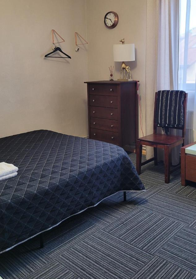 Apartament Almonia *